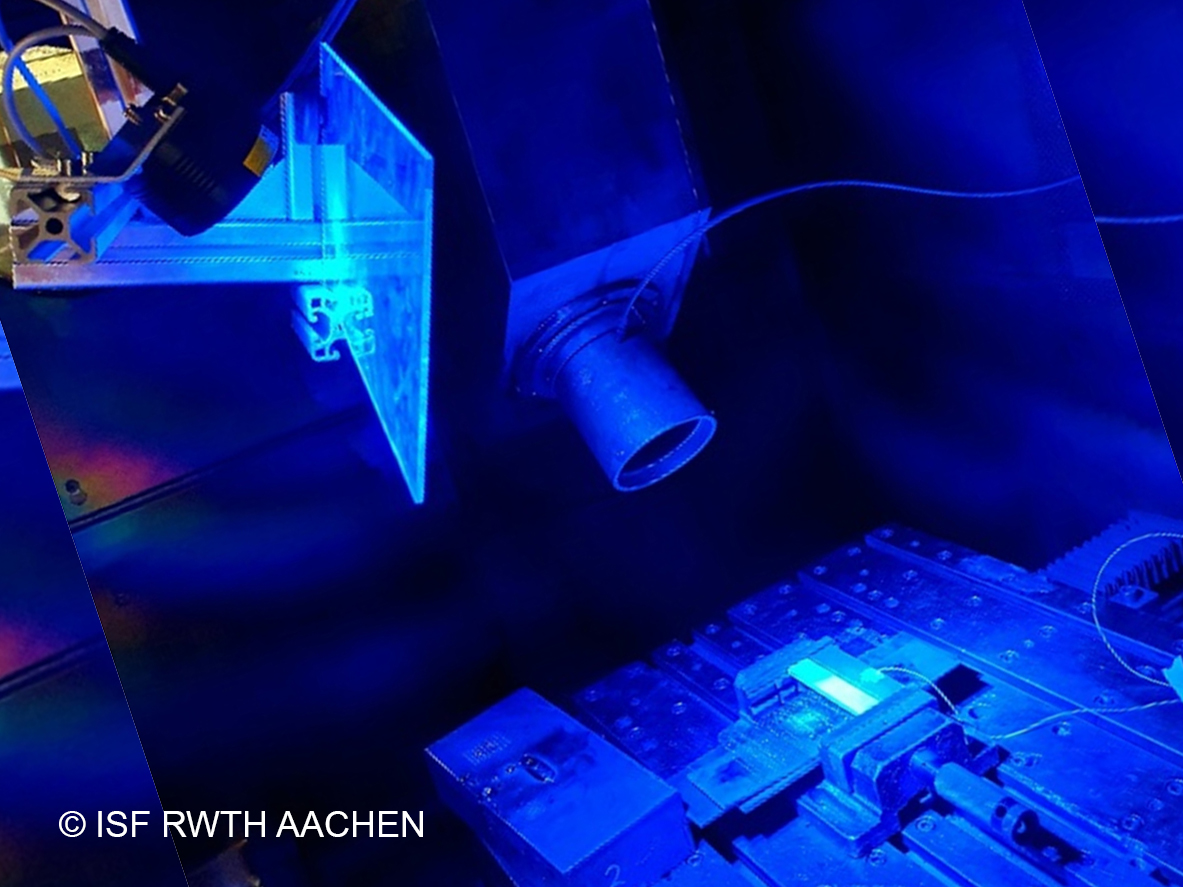 Image correlation in an electron beam vacuum chamber